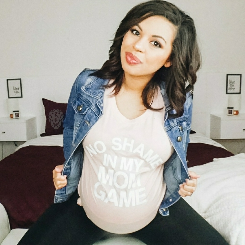 Brand New "No Shame In My Mom Game™" Tee In Peach